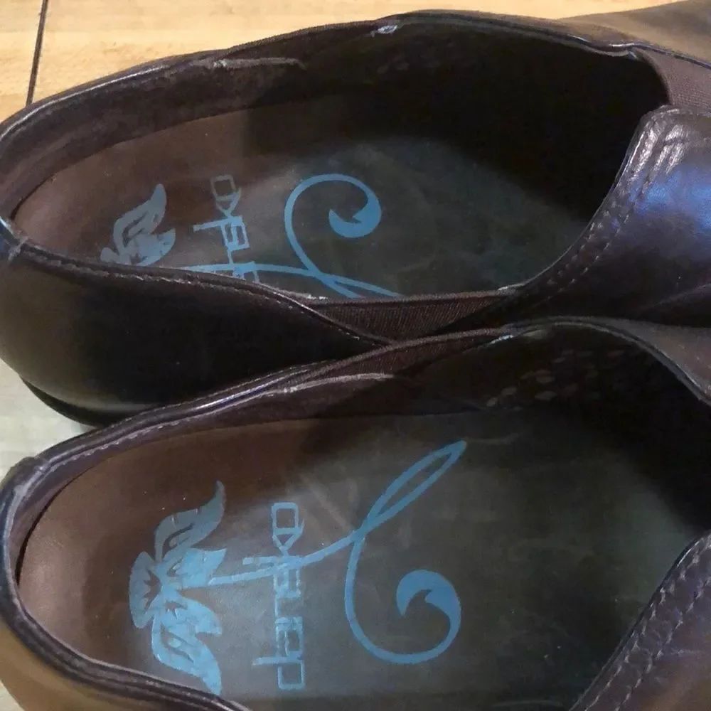 ⬇️Dansko Clogs - Picture 6 of 7